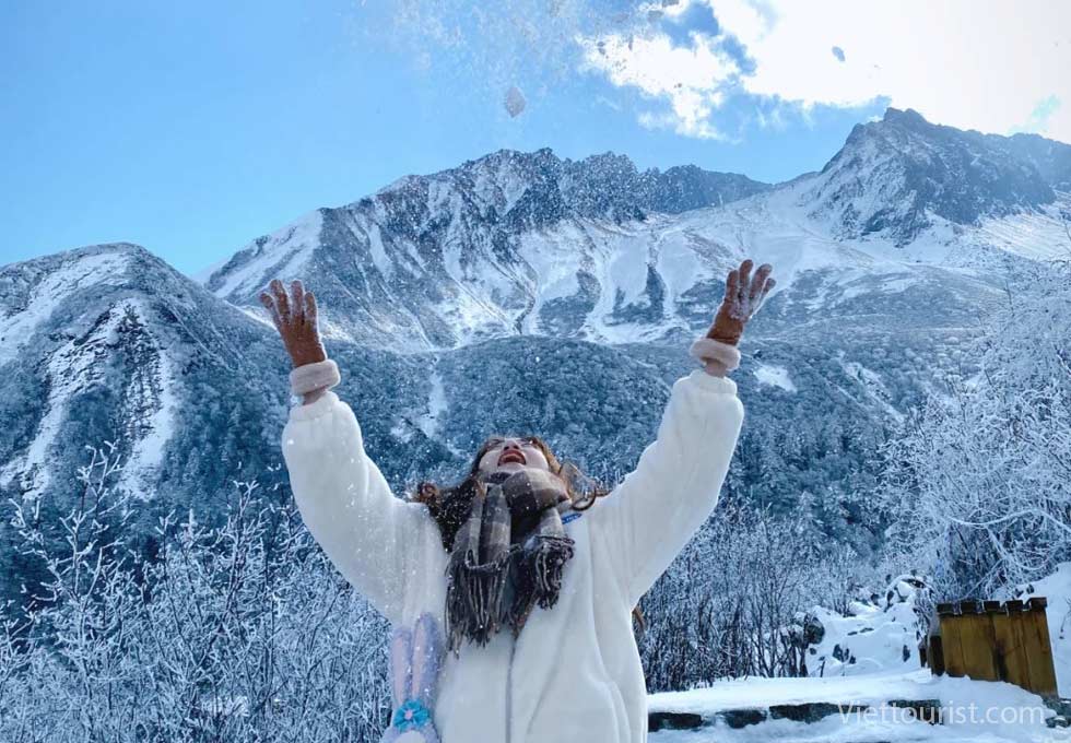 Khám Phá Công Viên Sông Băng Hải Loa Câu Cùng Viettourist