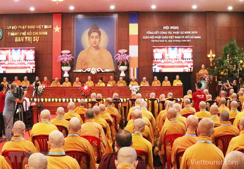 Bạn có biết Việt Nam có bao nhiêu tôn giáo được công nhận không?