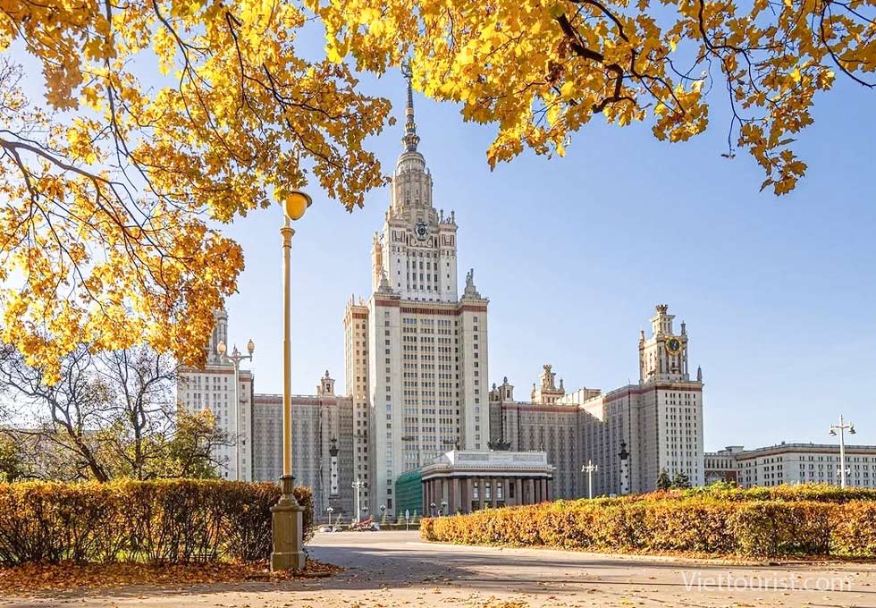 Sparrow Hills – Viên Ngọc Xanh Giữa Lòng Moscow