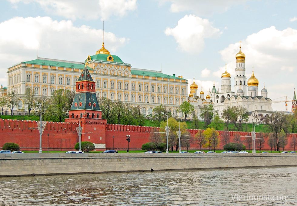 Điện Kremlin – Biểu Tượng Quyền Lực Của Nước Nga