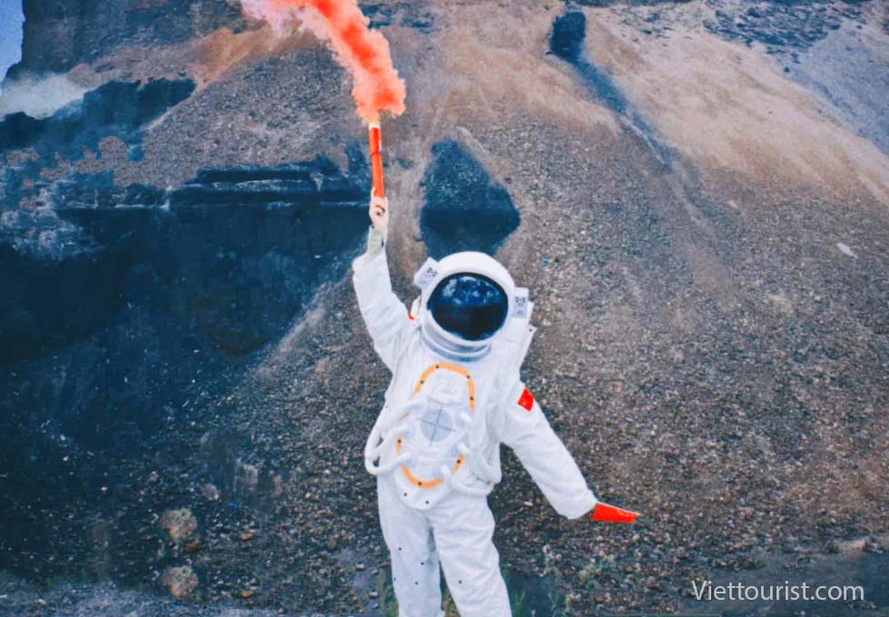 Lạc vào sao Hỏa - hóa thân thành phi hành gia ở Nội Mông