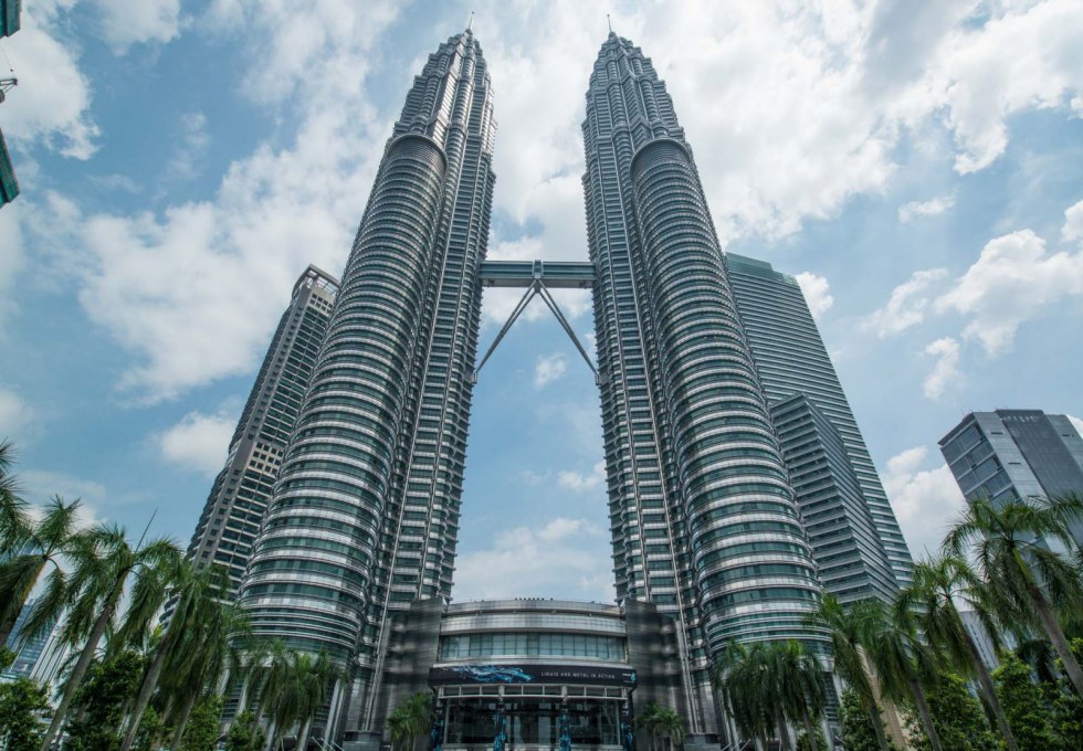 thap-doi-petronas-twin-towers-malaysia-viettourist