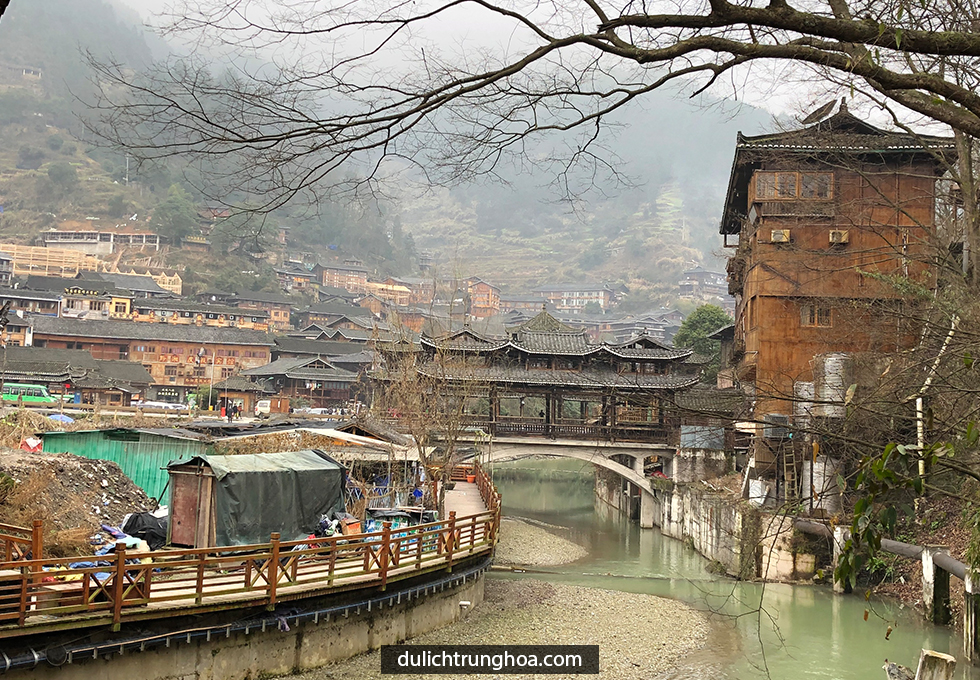 Du lịch Qúy Châu 4 Di Sản nổi tiếng Thế Giới miễn phí tour tham quan Phượng Hoàng Cổ Trấn